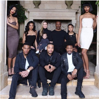 Eddie Murphy And Family Show Us How A Flawless Christmas Photo Is Done